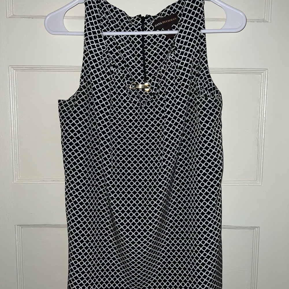 Dana Buchman Black & White Geometric Sleeveless Shift Dress